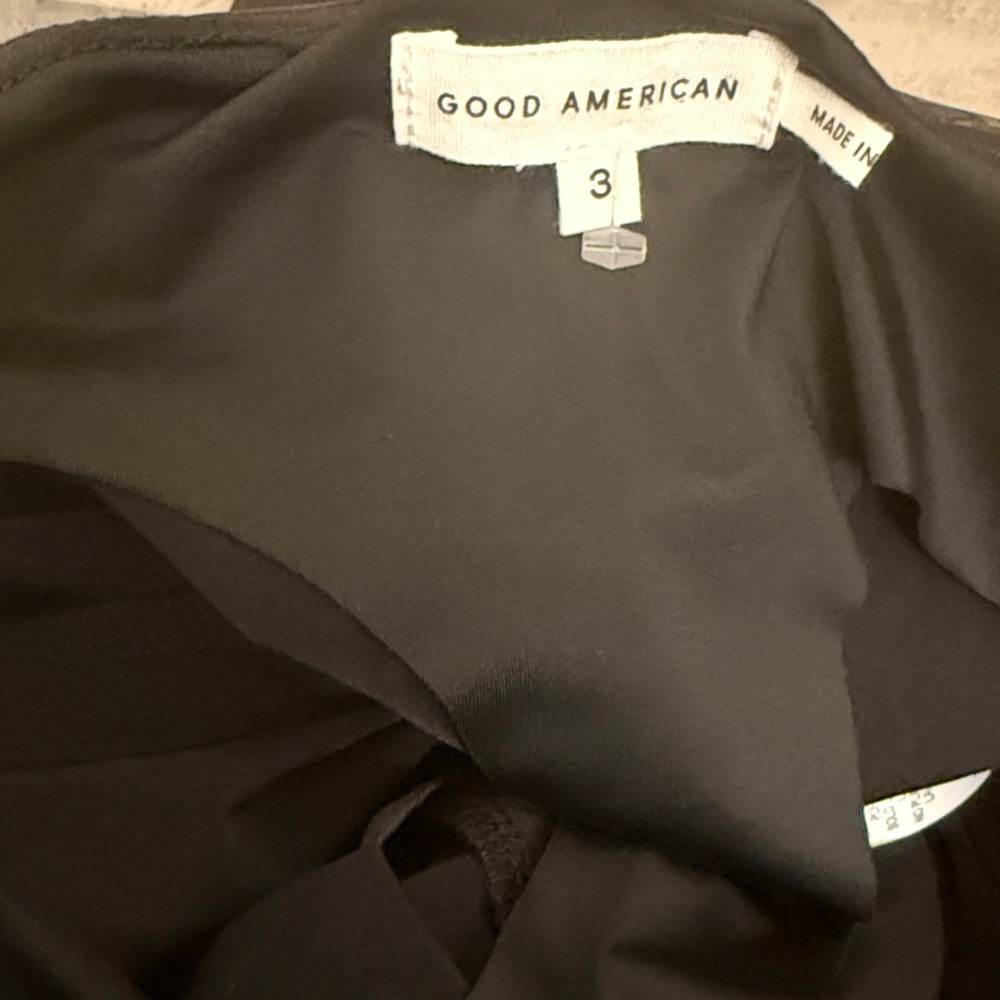 NEW! Good American pull on Glossy Black liquid vinyl Flare Pants - Picture 9 of 14